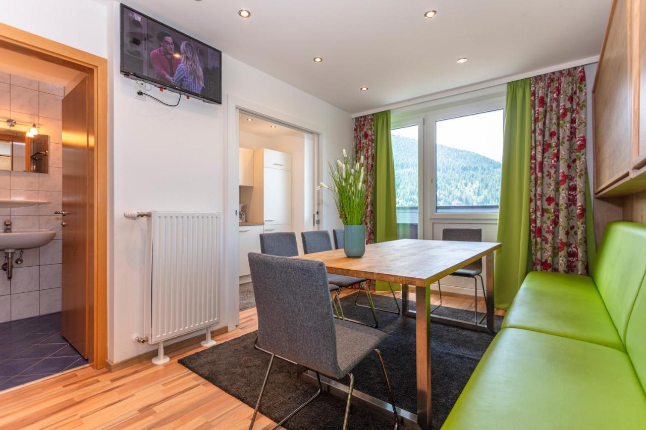 Appartements Am Edthof อีเบิน อิม พอนเกา ภายนอก รูปภาพ