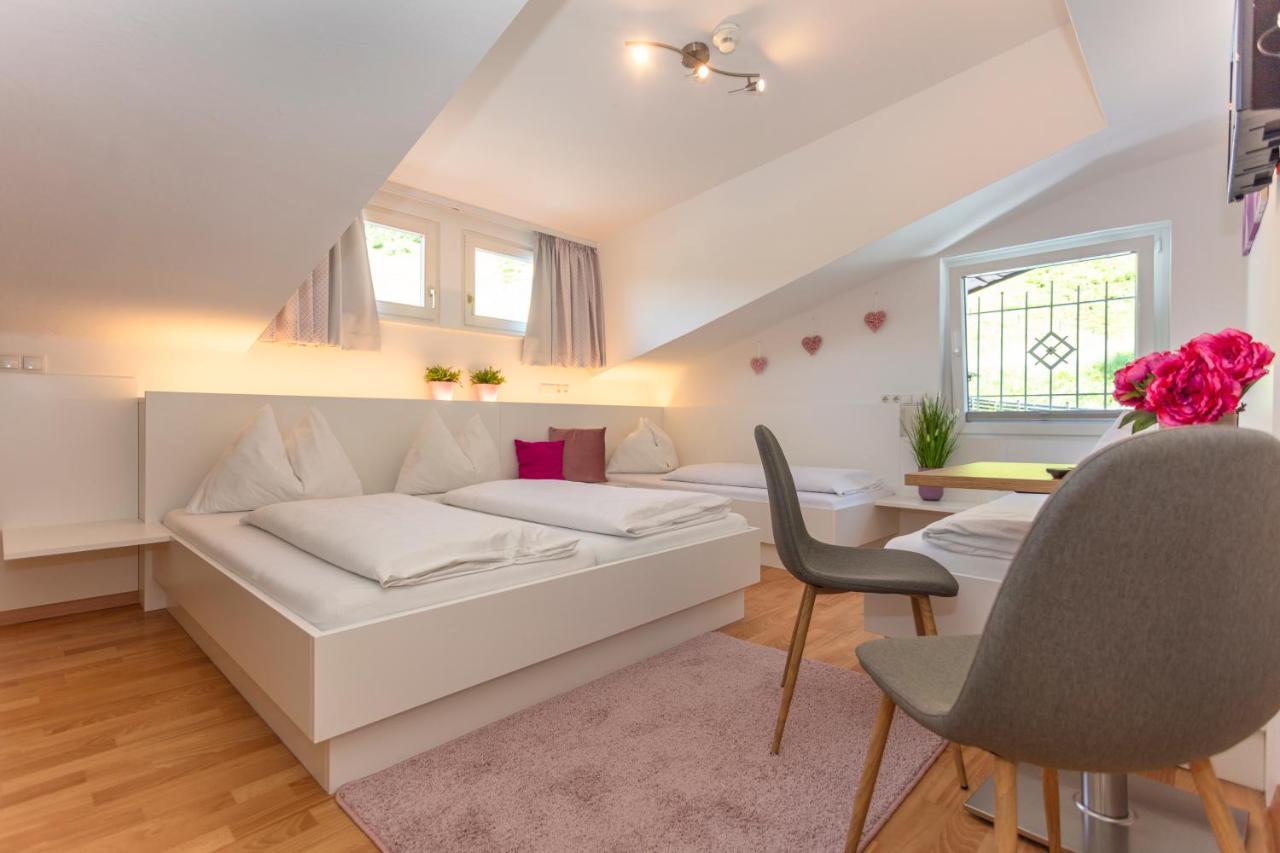 Appartements Am Edthof อีเบิน อิม พอนเกา ภายนอก รูปภาพ