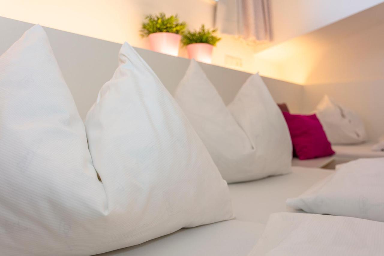 Appartements Am Edthof อีเบิน อิม พอนเกา ภายนอก รูปภาพ