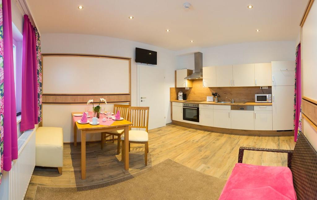 Appartements Am Edthof อีเบิน อิม พอนเกา ภายนอก รูปภาพ